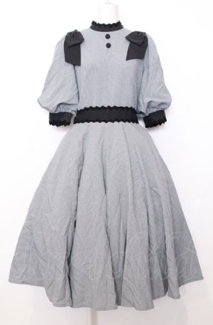 画像: Innocent World / Classy Ribbonワンピース L グレー O-25-07-27-065-IW-OP-OW-OS