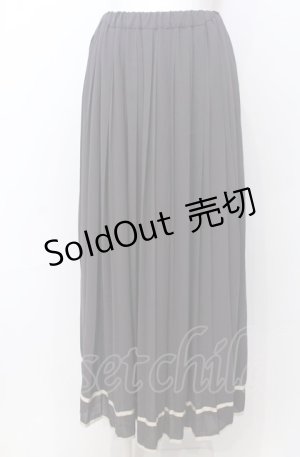 画像: an another angelus / 裾ライン変形プリーツスカート F グレー O-25-07-27-016-CA-SK-OW-ZT027