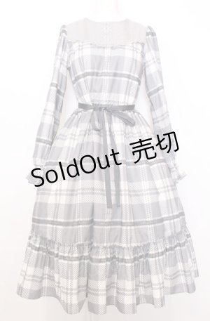 画像: Melody BasKet / Melodyタータンティアードワンピース  グレー O-25-07-27-027-LO-OP-OW-OS