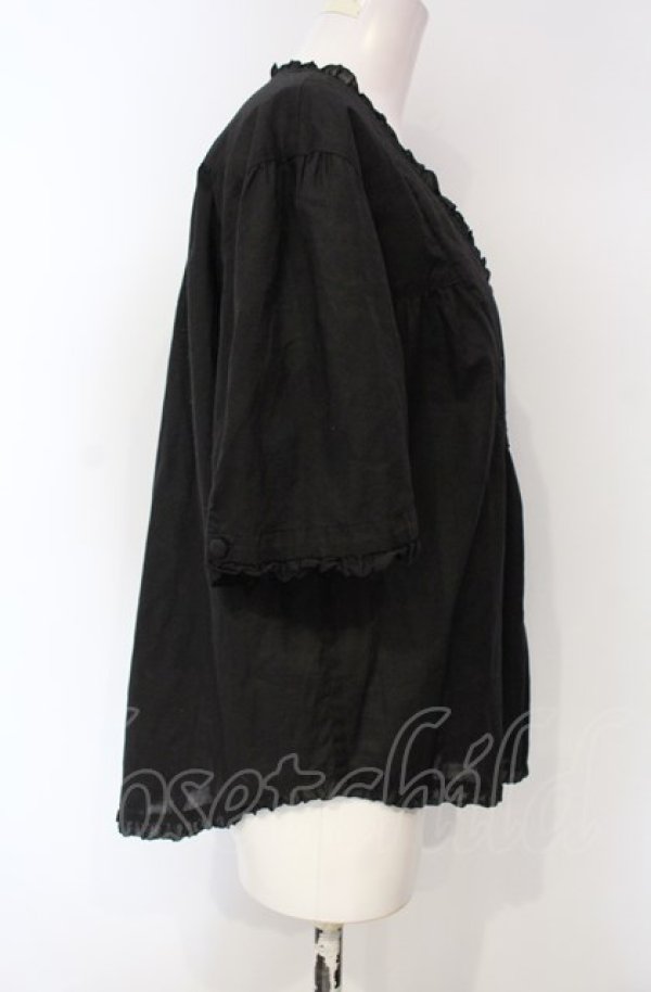 画像2: PINK HOUSE / 三角ネックプルブラウス  クロ O-25-07-28-041-LO-BL-IG-ZI (2)