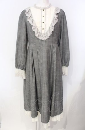 画像: axes femme / ブローチ付ブロッキングワンピース M グレー O-25-07-29-044-AX-OP-IG-OS