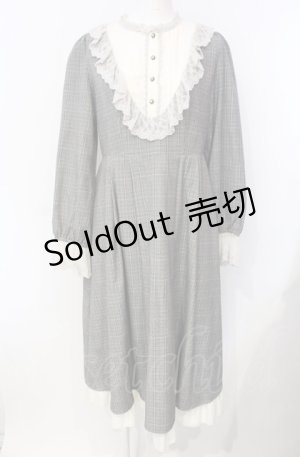 画像: axes femme / ブローチ付ブロッキングワンピース M グレー O-25-07-29-044-AX-OP-IG-OS
