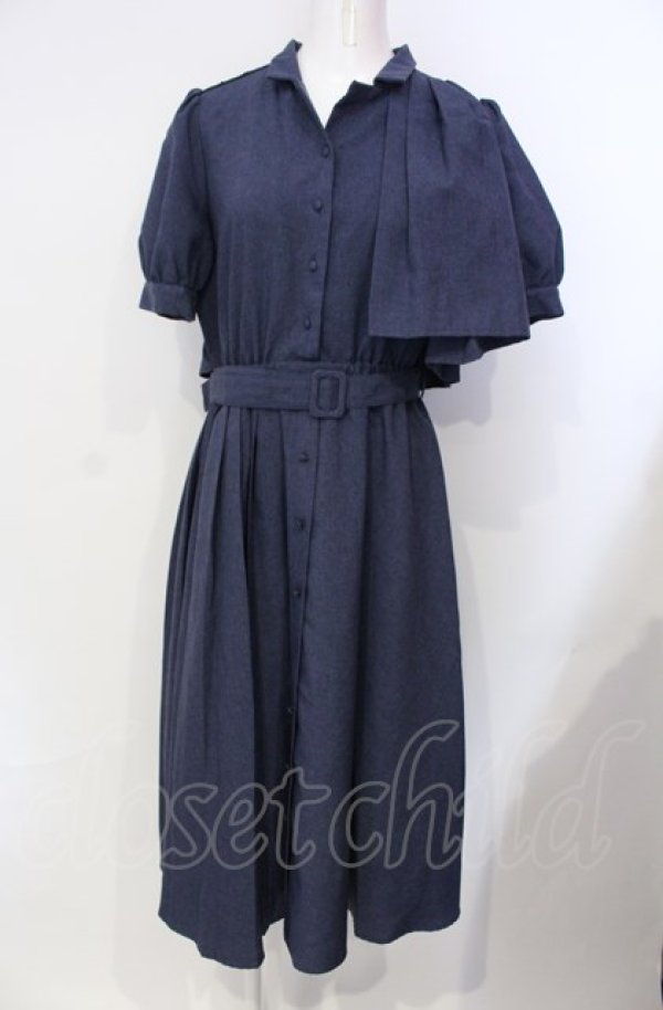 画像1: axes femme / トレンチプリーツシャツワンピース  フネイビー×クロ O-25-07-29-079-AX-OP-IG-OS (1)