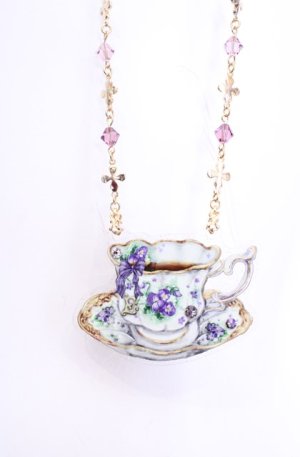 画像: Enchantlic Enchantilly / すみれのティーカップネックレス  ラベンダー O-25-07-31-1018-LO-AC-OW-OS