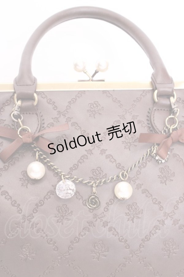 画像3: axes femme / 薔薇型押しがま口バッグ 33×26×13cm ブラウン O-25-08-02-1003-AX-BG-IG-OS (3)