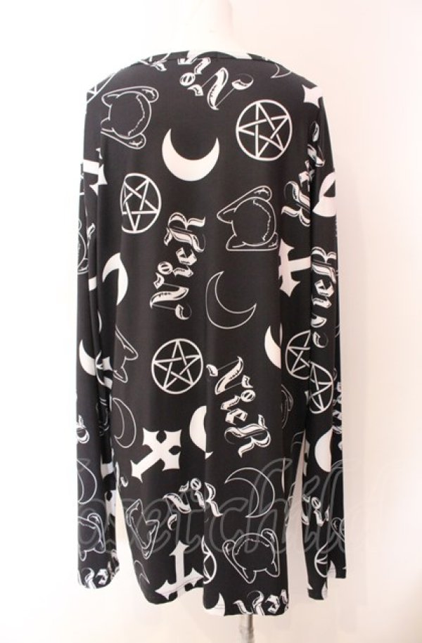 画像2: NieR Clothing / 転写総柄カットソー  ブラック O-25-08-02-093-PU-TO-IG-OS (2)