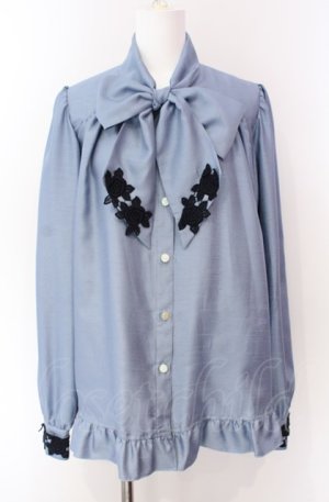 画像: Enchantlic Enchantilly / ノーブルリボンタイブラウス  ブルー O-25-08-02-019-LO-BL-OW-OS