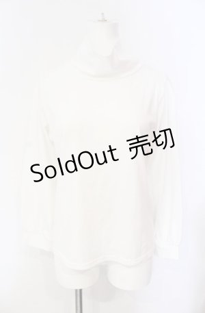 画像: axes femme POETIQUE / ニットベスト付カットプルオーバー【欠品あり】  シロ O-25-08-07-070-AX-TO-IG-OS