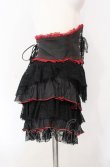 画像2: Qutie Frash / 蜘蛛の巣ティアードスカート【旧タグ】  ブラック×レッド O-25-08-09-011-QU-SK-IG-ZT222 (2)