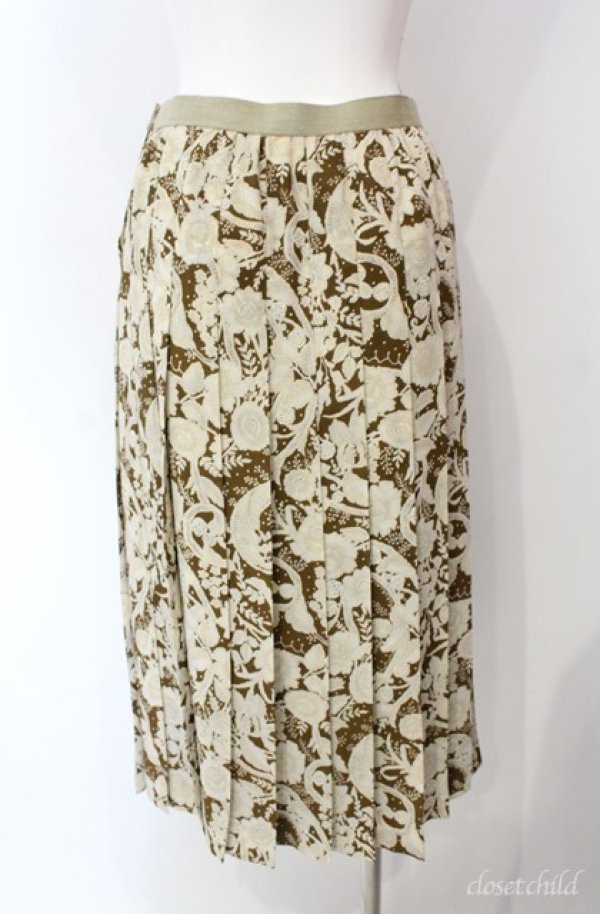 画像2: INGEBORG / ペイズリー花柄プリーツスカート  ベージュ O-25-08-10-006-LO-SK-OW-ZI (2)