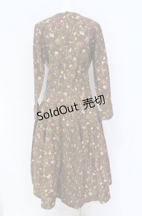 画像3: KANEKO ISAO / 花束柄タック使いワンピース  ブラウン O-25-08-10-062-EL-OP-OW-ZI (3)