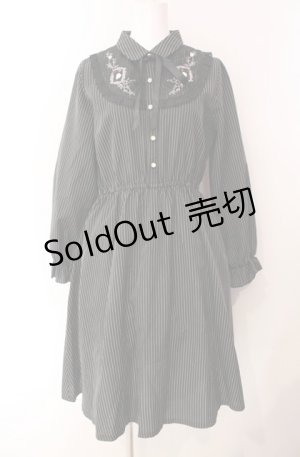 画像: axes femme / 巻きバラ×額縁ワンピース  クロ O-25-08-11-057-AX-OP-IG-OS