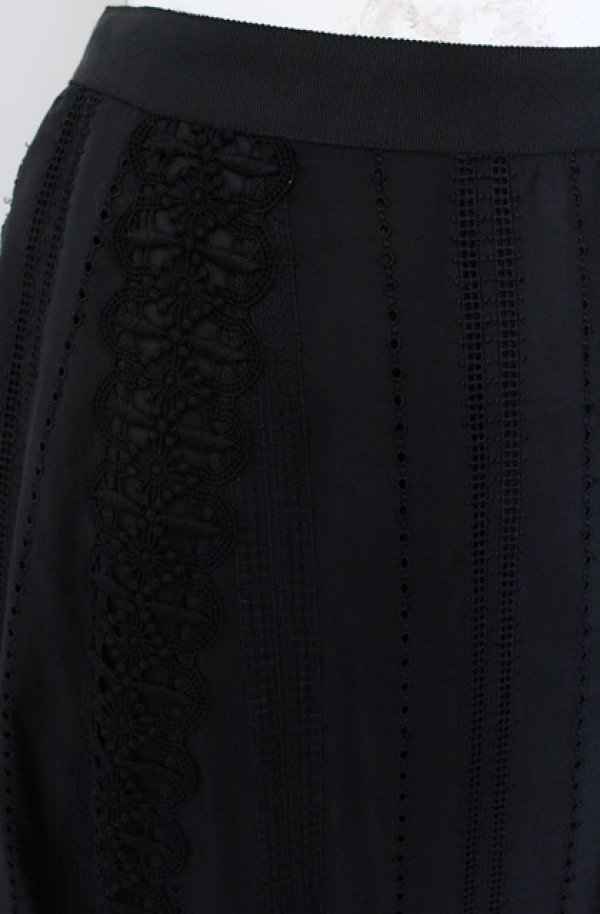 画像2: Jane Marple Dans Le Salon / Flower lace mix garden skirt M クロ O-25-08-13-047-JM-SK-IG-OS (2)