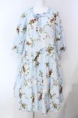 画像1: PINK HOUSE / 野いちごの森プリントミディワンピース  サックス O-25-08-13-056-LO-OP-IG-ZI (1)