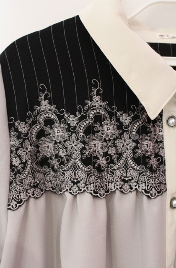 画像2: axes femme / ヨーク刺繍イレヘムチュニック M グレー O-25-08-13-072-AX-TO-OW-OS (2)