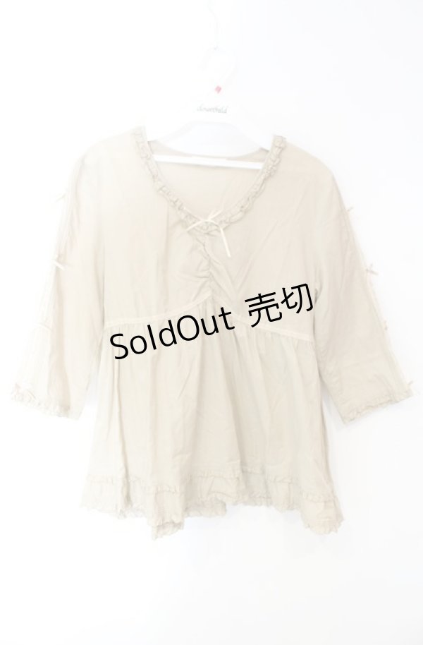 画像1: PINK HOUSE / 袖ミニリボンVネックチュニックシャツ  ベージュ O-25-08-13-099-LO-BL-IG-ZI (1)