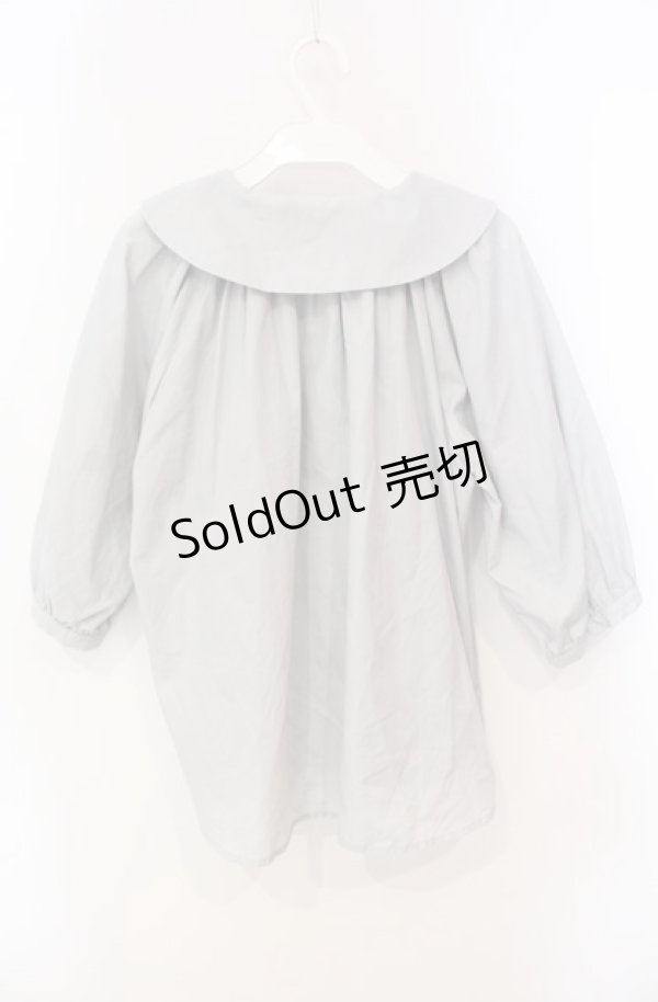 画像2: Fi.n.t / 丸襟ブラウス F グレー O-25-08-13-014-CA-BL-OW-ZT066 (2)