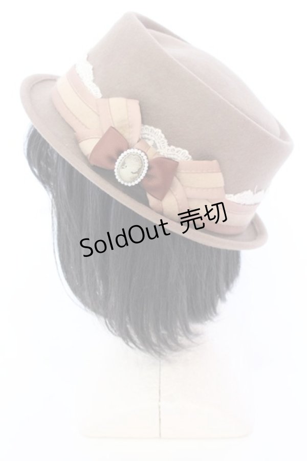 画像2: axes femme / カメオポークパイハット  ベージュ O-25-08-16-1001-AX-AC-OW-ZT-K004 (2)