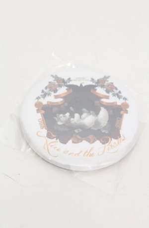 画像: ALICE and the PIRATES / Dual face〜phantom and truth〜探偵クリス寝そべり缶バッジ   O-25-08-20-102-PA-AC-OW-OS