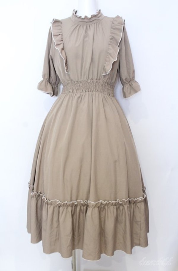 画像1: m petit by misako / NINA'SコラボAMハイショクメローワンピース M ベージュ O-25-08-20-1011-LO-OP-OW-ZT358 (1)