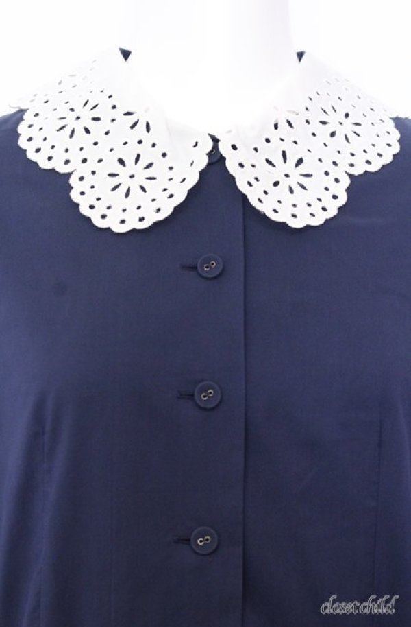 画像2: Jane Marple / アイレットレースカラーのワンピース M ネイビー O-25-08-20-1026-JM-OP-IG-OS (2)