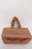画像2: Maison de FLEUR / フリルハンドルトートバッグ  ベージュ O-25-08-20-021-LO-BG-OW-ZT501 (2)