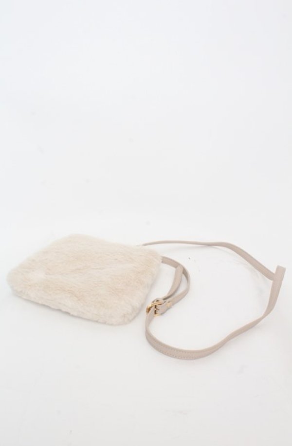 画像2: Maison de FLEUR / パールリボンファーショルダーバッグ  アイボリー O-25-08-20-047-LO-BG-OW-ZT501 (2)