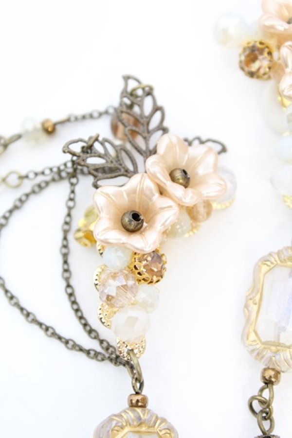 画像2: 薫乃園 / フラワーイヤークリップ  ゴールド O-25-08-21-1034-LO-AC-IG-ZT394-F004 (2)