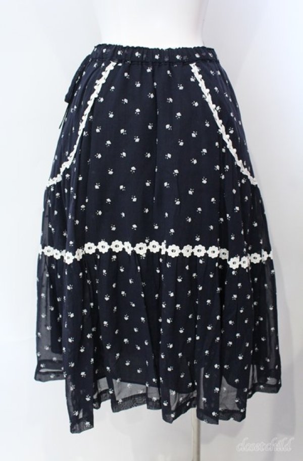 画像4: Jane Marple Dans Le Salon / Sprinkled flowers lace trimming skirt　スカート M クロ O-25-08-21-070-JM-SK-IG-OS (4)