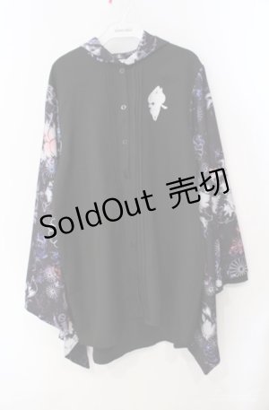 画像: NieR Clothing / 袖リブ付き着物風袖シャツ【和柄九尾】  ブラック×パープル系 O-25-08-21-093-PU-BL-IG-OS