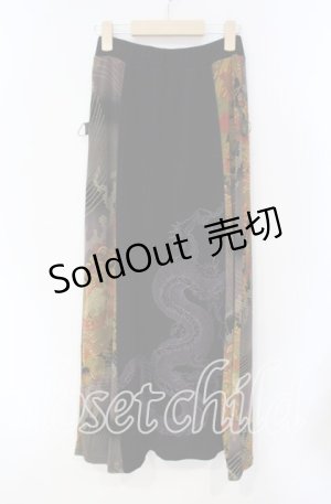 画像: Qutie Frash / ドラゴンptちりめんロングスカート  ブラック O-25-08-23-062-QU-SK-OW-OS