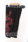 画像1: Qutie Frash / ドラゴンプリントフラップパーツ  ブラック×レッド O-25-08-25-1033-QU-SK-IG-OS (1)