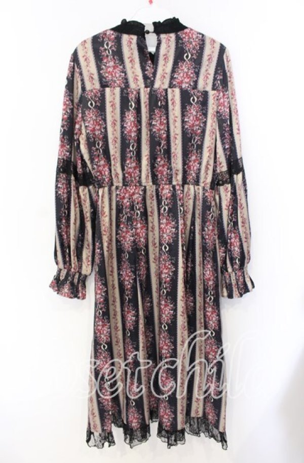 画像3: axes femme / ローズレユール柄ワンピース F クロ O-25-08-26-037-AX-OP-YM-ZT476 (3)