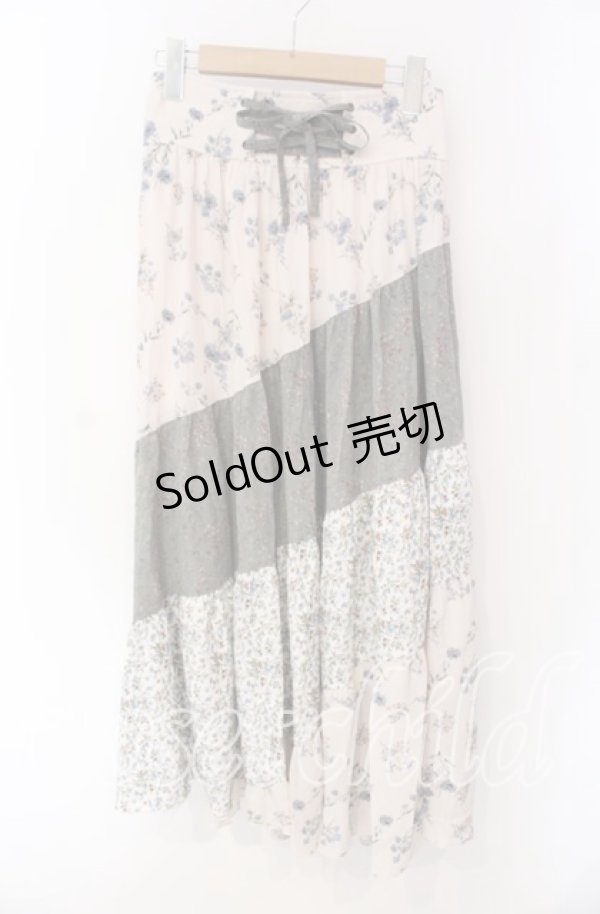 画像1: axes femme / フラワー柄エスカルゴスカート M アイボリーｘグリーン O-25-08-26-053-AX-SK-YM-ZT510 (1)