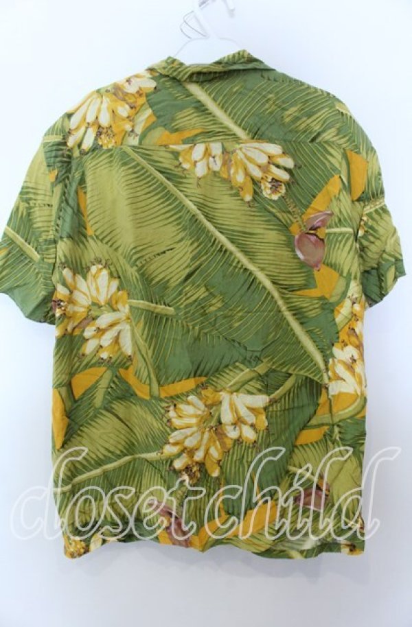 画像2: INGEBORG / バナナ柄開襟ブラウス  グリーン×イエロー O-25-08-27-018-LO-BL-IG-ZI (2)