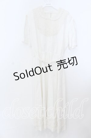 画像: KANEKO ISAO / モチーフ編み配色リネンワンピース  オフ O-25-08-27-019-EL-OP-IG-OS