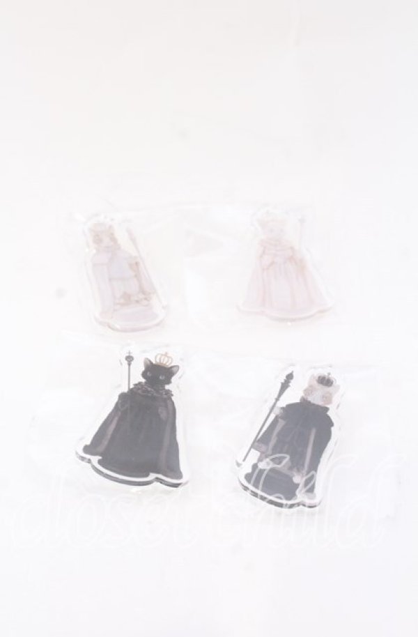 画像1: Royal Princess Alice / Chess Board Catバッチセット   O-25-08-31-066-LO-ZA-OW-OS (1)