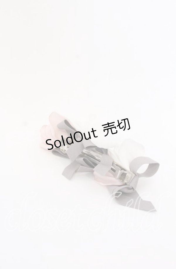画像2: axes femme / フラワーリボンバレッタ  ピンク×シロ×グレー O-25-08-31-053-AX-AC-OW-OS (2)