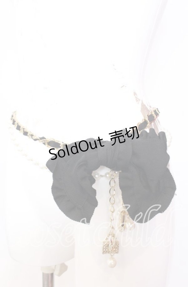 画像1: INGEBORG / チャーム付きチェーンベルト  ゴールド×クロ O-25-09-01-012-LO-ZA-OW-OS (1)
