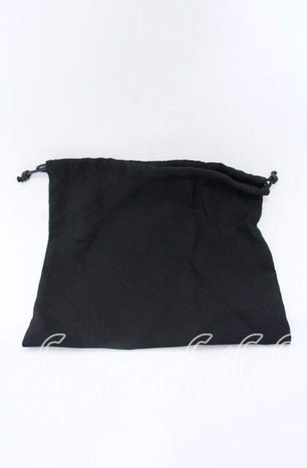 画像6: 【SALE】INGEBORG / ロゴプリントキャンバスバッグ  クロ O-25-09-03-003-LO-BG-IG-ZT-K020 (6)