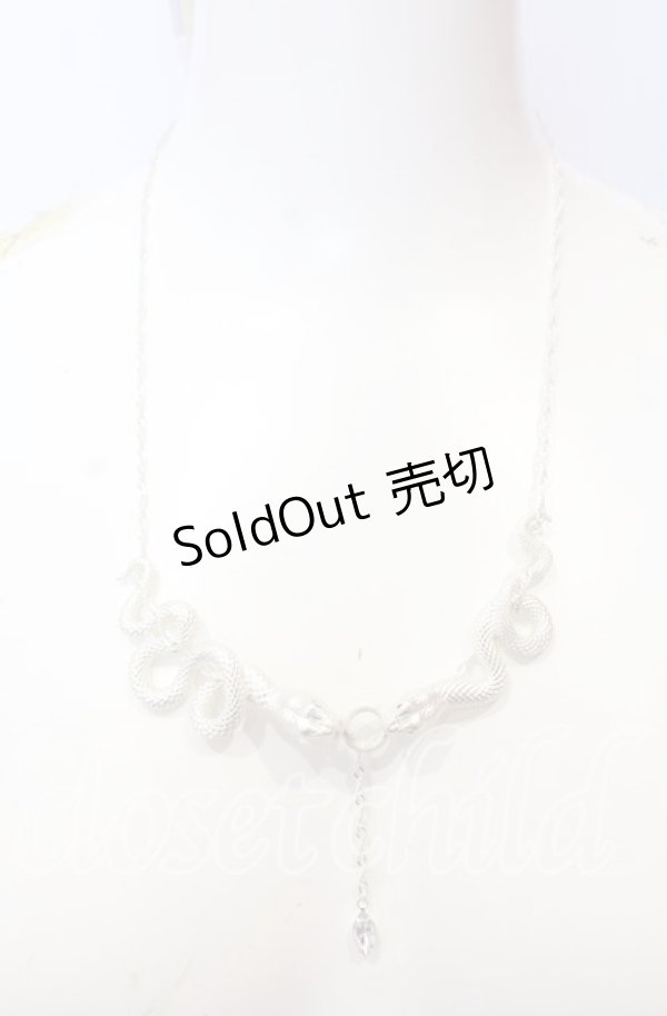 画像2: axes femme POETIQUE / スネークネックレス  シロ O-25-09-03-046-AX-AC-OW-OS (2)