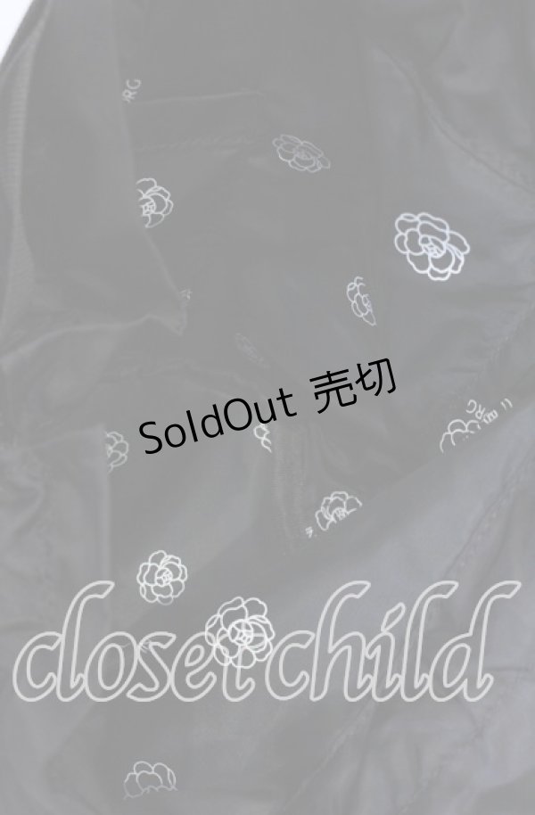 画像4: 【SALE】INGEBORG / カメリア巾着ショルダーバッグ  クロ O-25-09-03-016-LO-BG-OW-ZT-K023 (4)