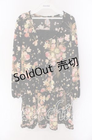 画像: INGEBORG / ブーケ柄チュニック 4（11号） クロ O-25-09-04-089-LO-OP-IG-OS