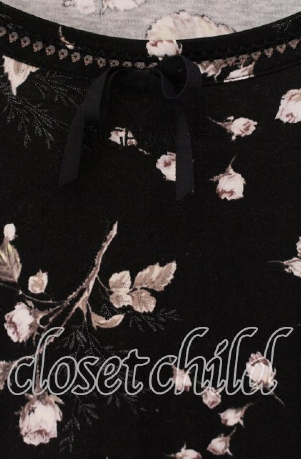 画像2: INGEBORG / ローズプリント7部袖カットソー 11 クロ O-25-09-04-104-LO-TO-IG-ZI (2)