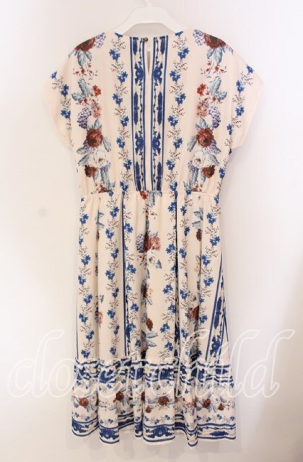 画像3: 【SALE】axes femme NOSTALGIE / アンティークフラワーワンピース F キナリ O-25-09-06-045-AX-OP-OW-ZT040 (3)