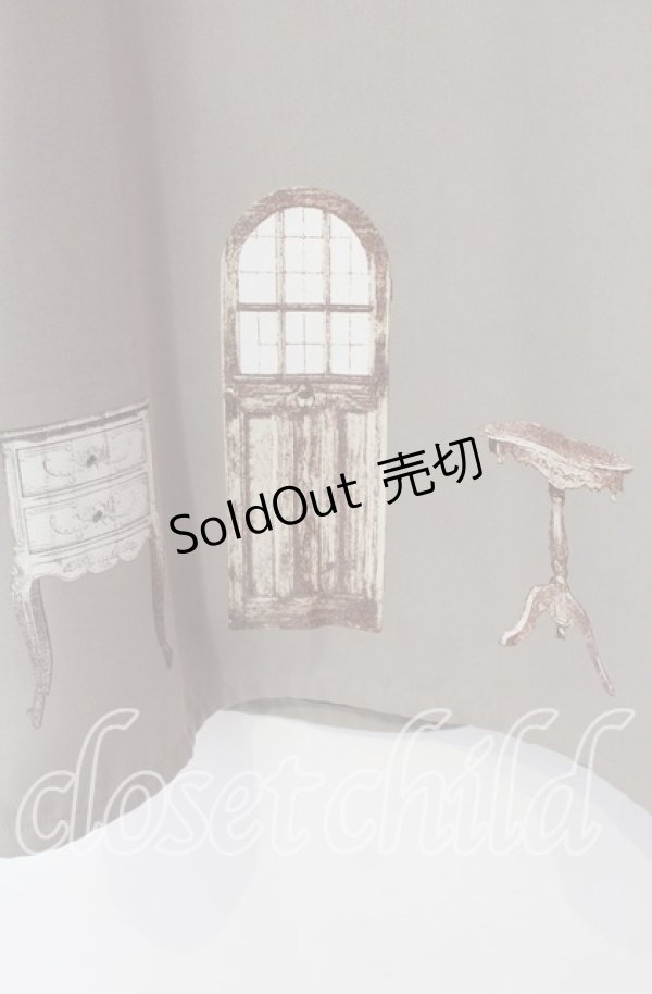 画像3: de cora fi.n.t / 家具プリントジャンパースカート F ベージュ O-25-09-06-052-LO-OP-OW-ZT180 (3)