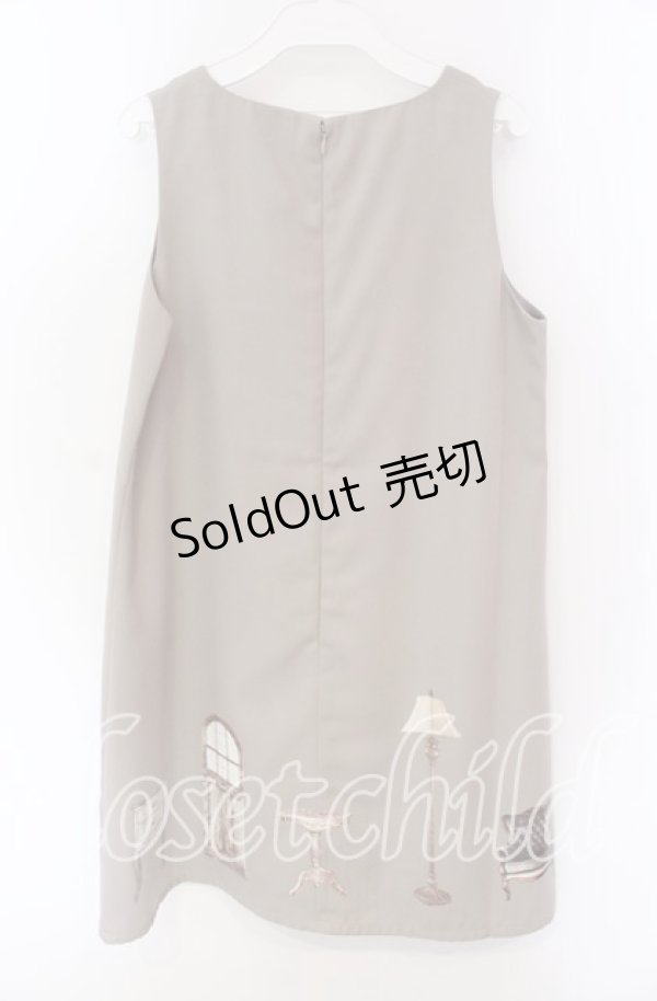 画像4: de cora fi.n.t / 家具プリントジャンパースカート F ベージュ O-25-09-06-052-LO-OP-OW-ZT180 (4)