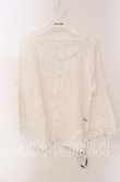 画像1: 【SALE】an another angelus / パンチングレース使いベルスリーブブラウス F オフホワイト O-25-09-06-077-CA-BL-OW-ZT039 (1)