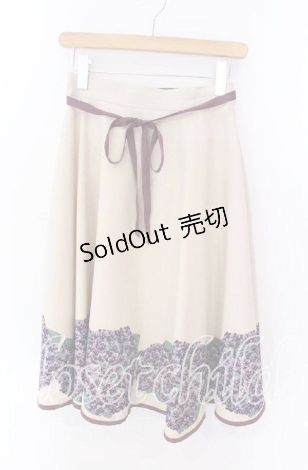 画像1: 【SALE】an another angelus / スミレブーケプリントサーキュラースカート F ベージュ×パープル O-25-09-08-031-CA-SK-OW-ZT007 (1)