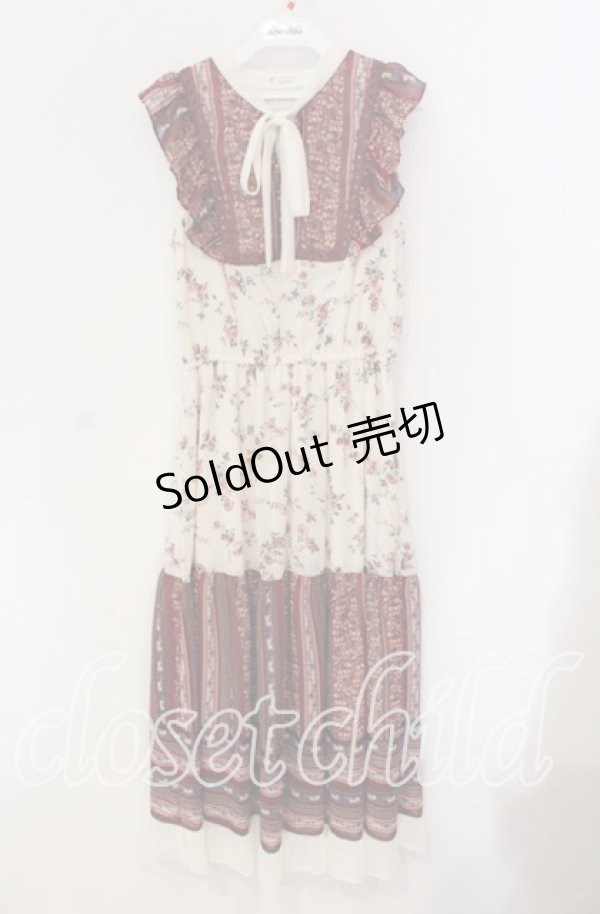 画像1: 【SALE】axes femme / パッチワーク花柄ロングワンピース M アイボリー O-25-09-11-065-AX-OP-IG-ZT036 (1)